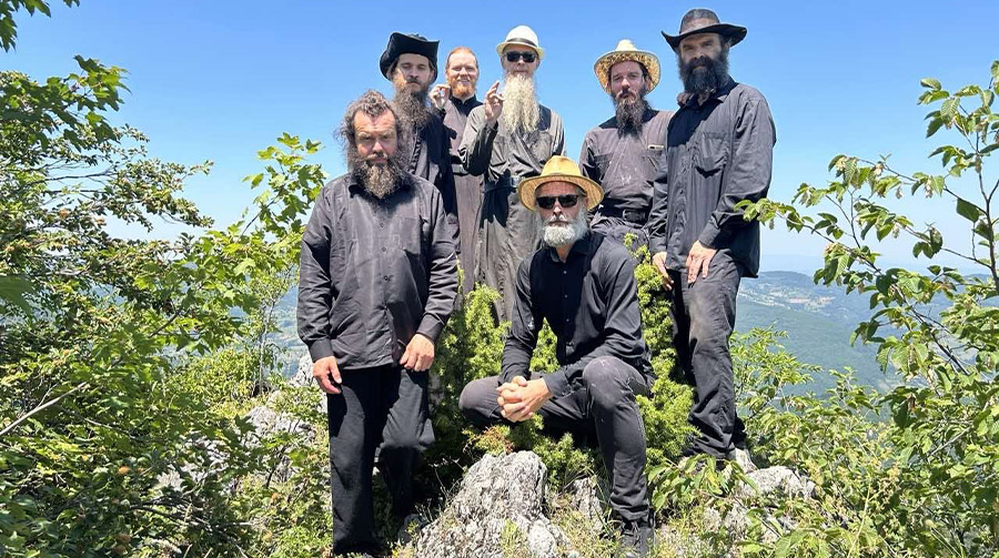 Monastery Ribnica | Brotherhood of monastery on pilgrimage